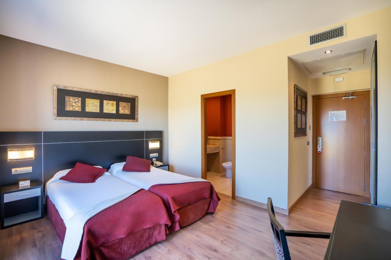 Hotel Andalussia Conil De La Frontera Exteriör bild